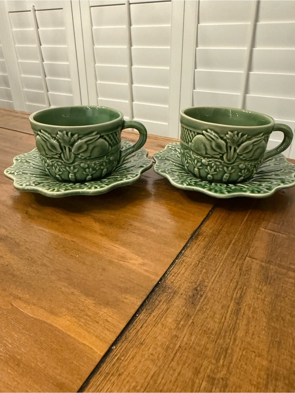 Bordallo Pinheiro Green Bunny Ceramic Cup & Saucer Four-Piece Set, Glossy Finish